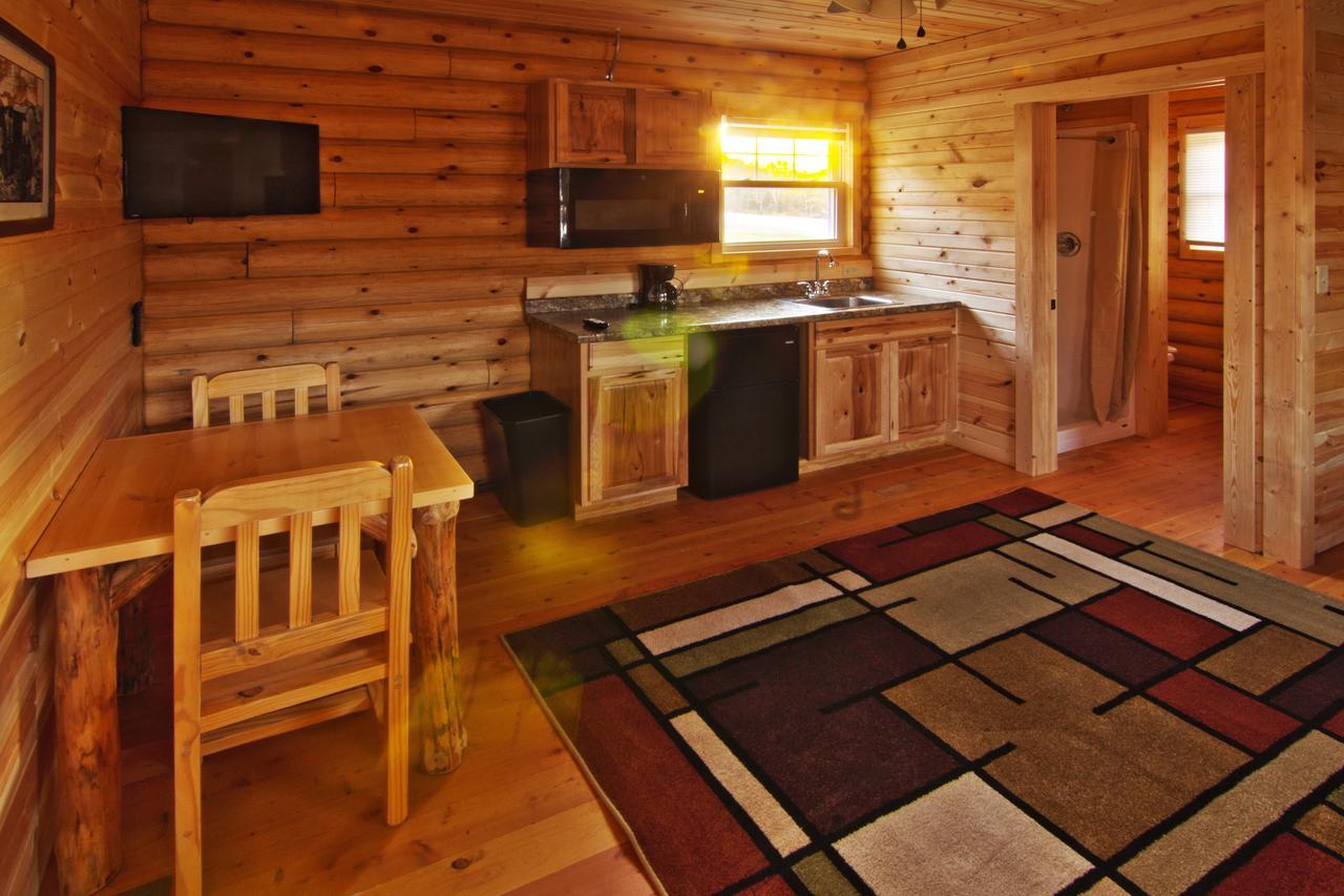 Rippling River Resort Маркетт Экстерьер фото