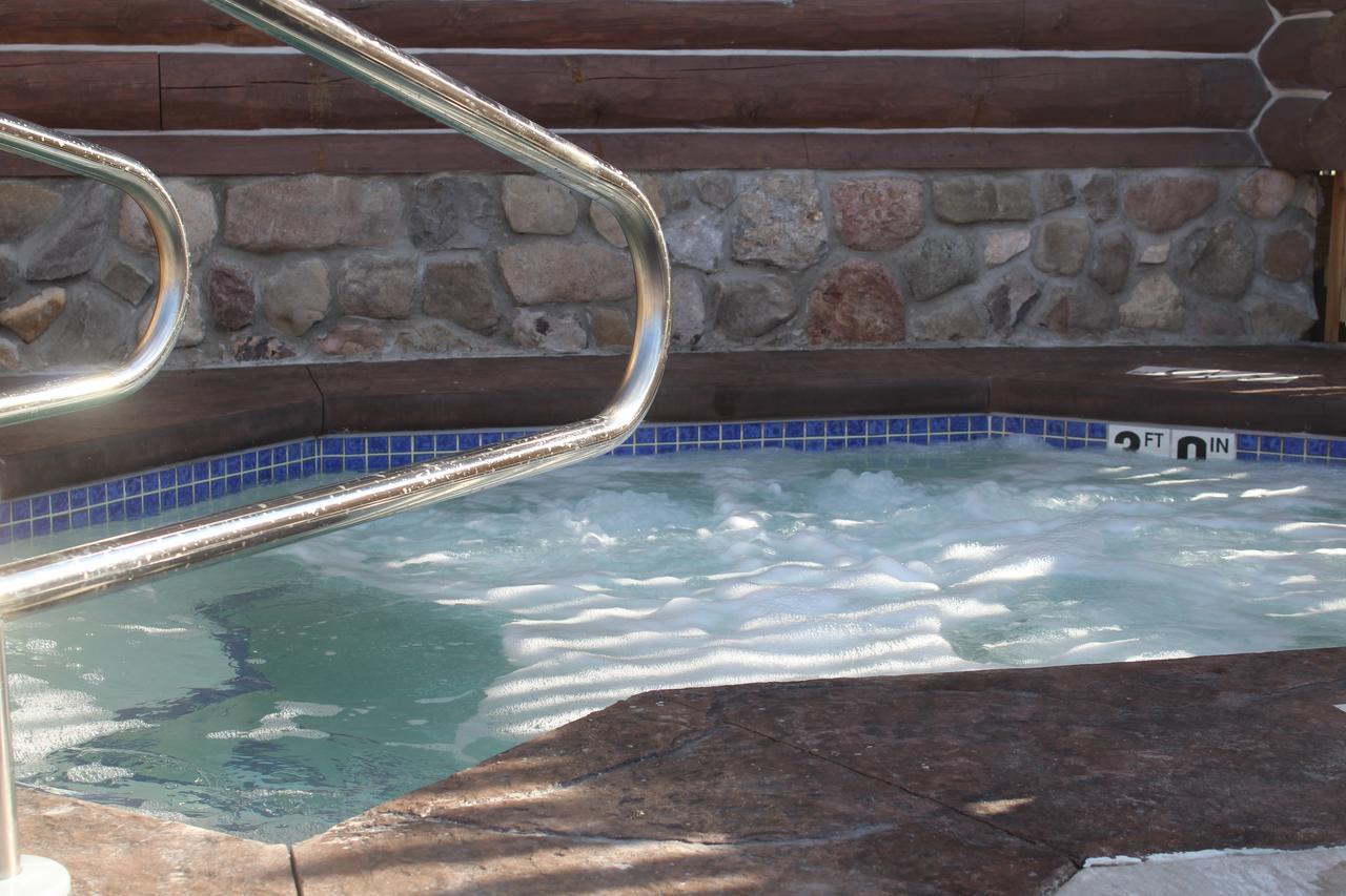 Rippling River Resort Маркетт Экстерьер фото